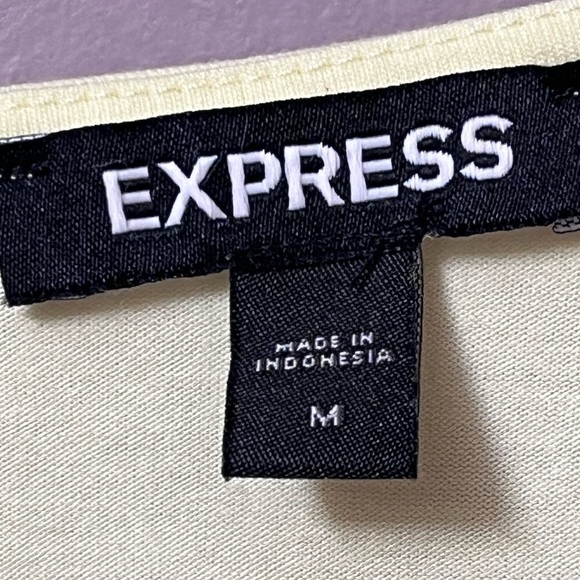 Express romper butter yellow elastic waist V-neck keyhole button neck size Med. - Picture 3 of 8